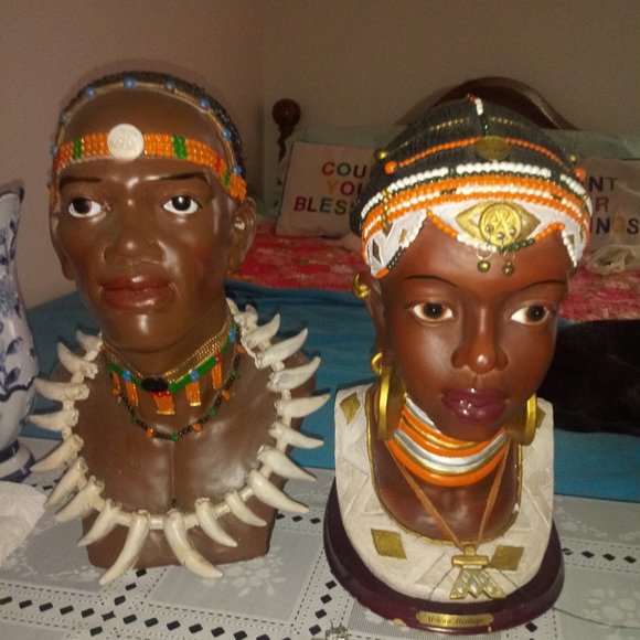 Collectibles - Picture 15 of 16